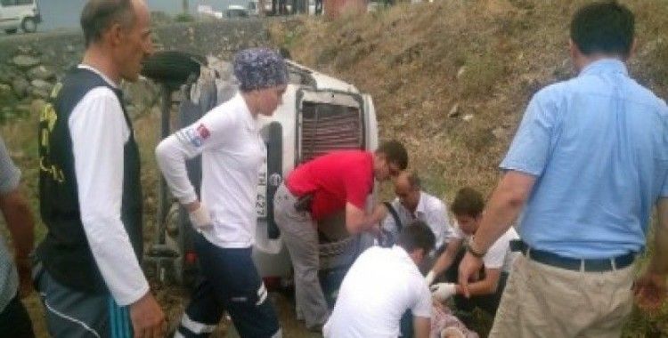 Samsun'da trafik kazası, 2 ölü, 5 yaralı