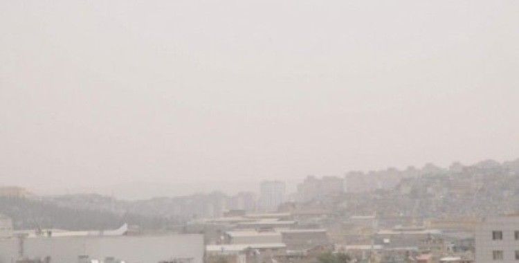 Gaziantep'te toz bulutu etkili oluyor