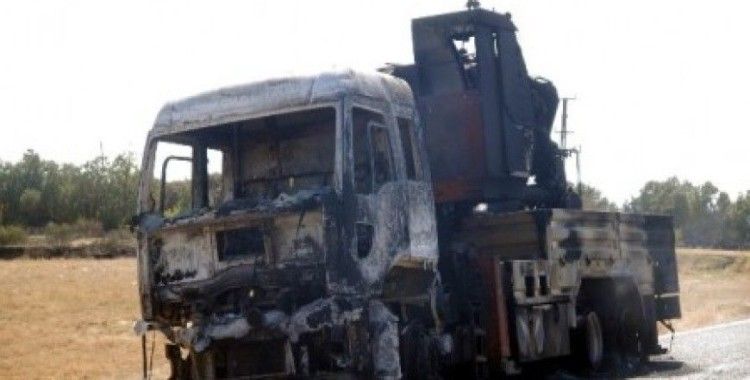 Karakola saldırının ardından Bingöl-Diyarbakır yolu kapatıldı