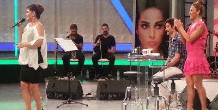 Popstar Aydan'a Bülent Ersoy şoku !