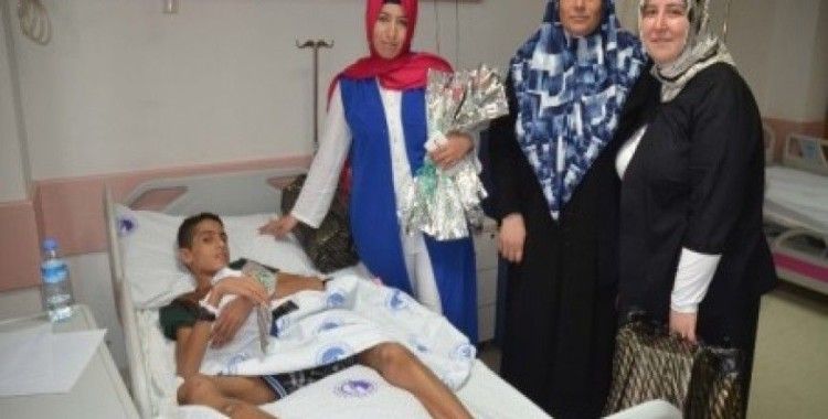 Yaralı Filistinlilerin tedavileri sürüyor