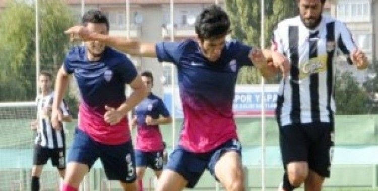 Yeni Aksaray Spor, Karaman Belediyespor’u 2-0 mağlup etti