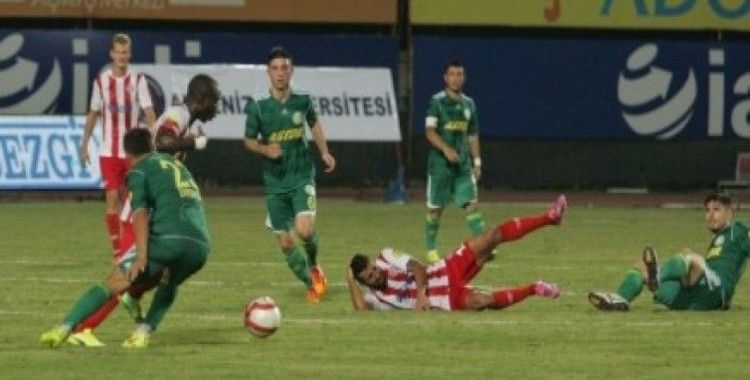 Antalyaspor, sahasında Şanlıurfaspor’u 1-0 mağlup etti