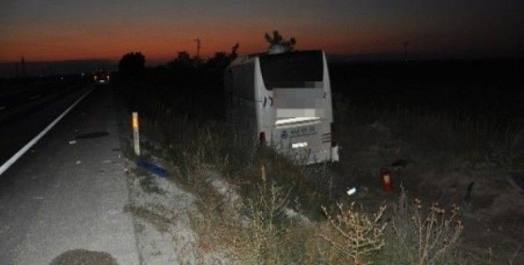 Konya'da yolcu otobüsü kaza yaptı, 22 yaralı