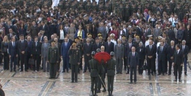 Gaziler Günü Anıtkabir'de düzenlenen törenle başladı