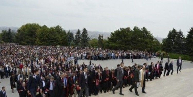 Ankara üniversitesi'nde bilim ateşi yandı
