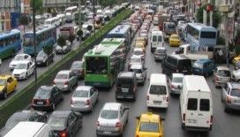 Metrobüs şeridi D-100 karayoluna kaydırma çalışmaları başladı
