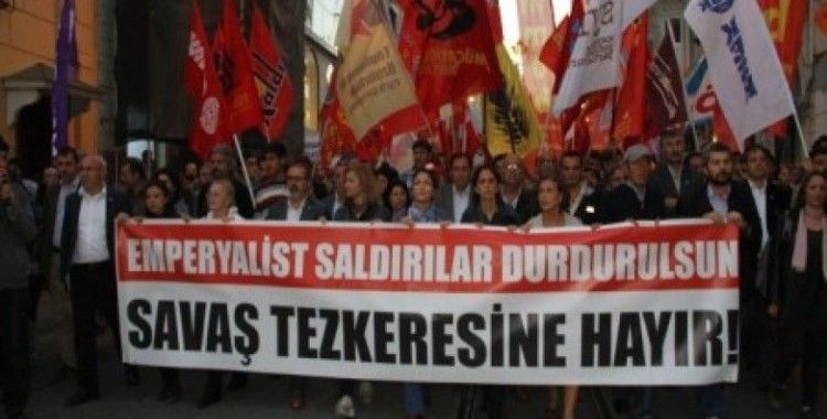 Taksim'de tezkere protestosu