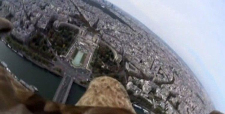 Fransa'nın başkenti Paris'te 'Kuş bakışı' tabiri gerçek oldu
