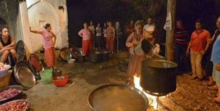 Karaburun'un geleneksel arife yemeği'ne unesco'dan ödül
