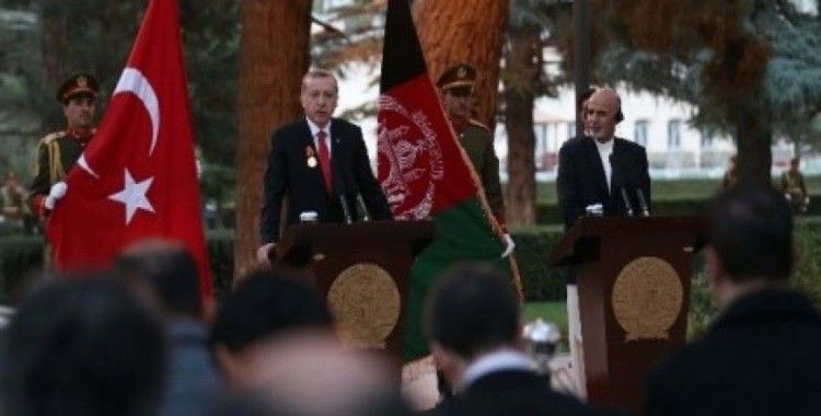 Erdoğan, afganistan cumhurbaşkanı gani ile ortak basın toplantısı düzenledi
