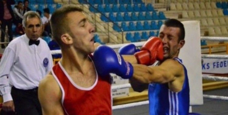 Türkiye Boks Grup Şampiyonası Adana'da başladı
