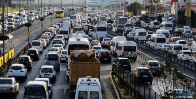 İstanbul güne trafik kazaları ile başladı