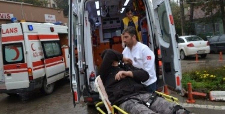 Yüksekten düşen Suriyeli genç yaralandı