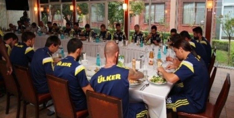Fenerbahçe'ye moral yemeği