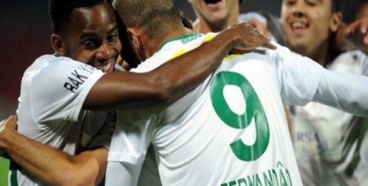 Şenol Güneş'in kozu Bakambu