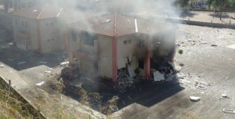 Manavgat'ta okul binasında patlama: 1 yaralı

