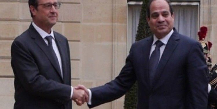 Sisi Fransız mevkidaşı Hollande ile görüştü
