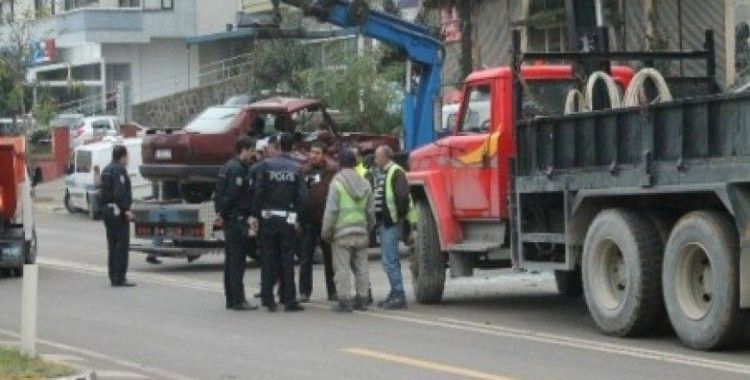 Trabzon da trafik kazası 3 yaralı