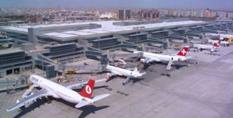 42 havalimanında özel sağlık hizmeti durduruldu