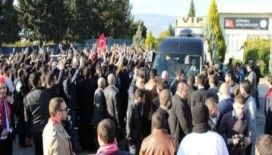 Sedat Peker tekbirlerle karşılandı