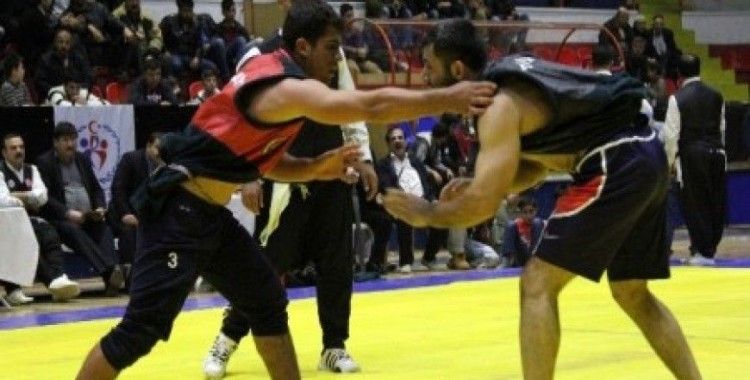 Kapışmalı Aba Güreşleri Türkiye Şampiyonası sona erdi