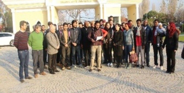 İstanbul Aydın Üniversitesi öğrencileri Pakistan için bir araya geldi