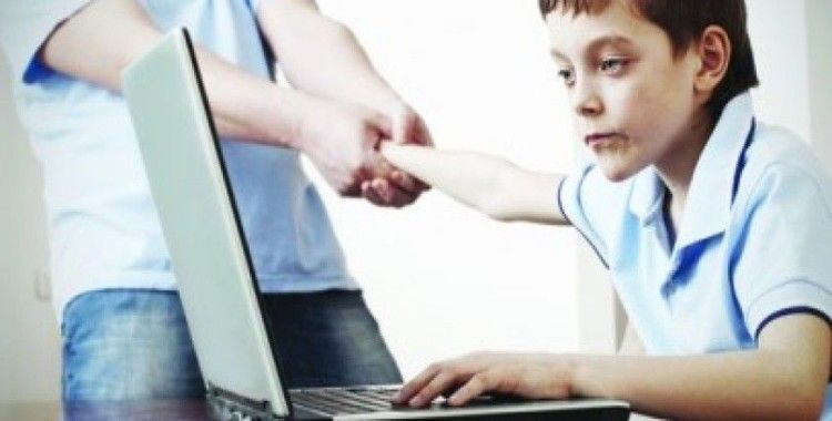 Bilgisayar kullanımı çocuklarda gelişimi engelliyor