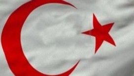 KKTC'de Maliye Bakanlığı'nın kapısı kırıldı, yerlere süt döküldü