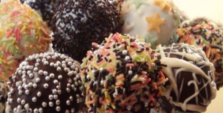 Bisküvili Çikolotalı Top nasıl yapılır ?