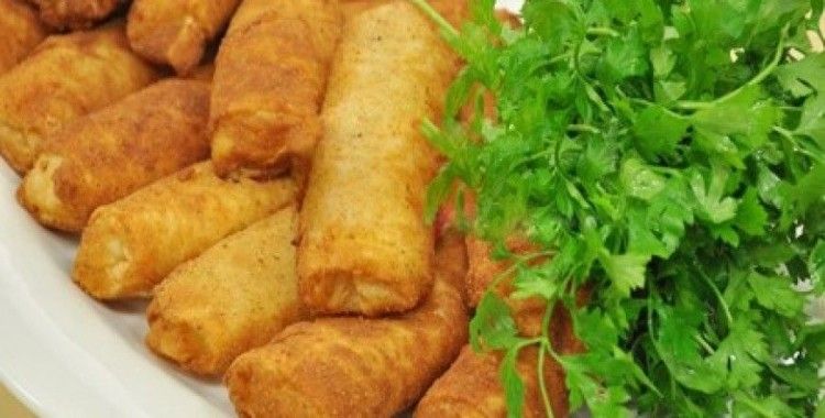Beşamel Soslu Mantarlı Börek nasıl yapılır?