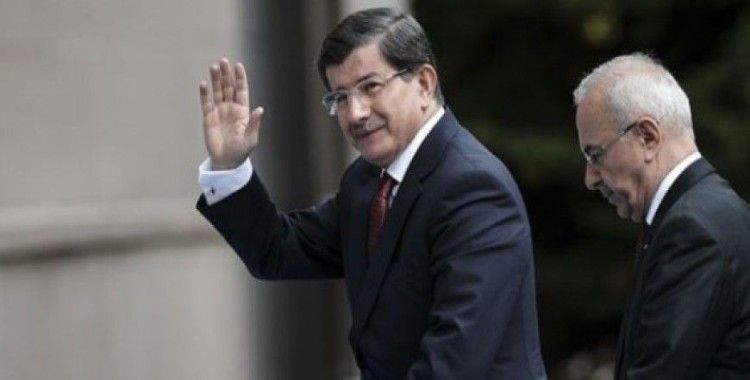 Başbakan Ahmet Davutoğlu, yurda döndü