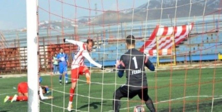 Sandıklıspor  Kahramanmaraş Büyükşehir Belediyespor’a 2-1 mağlup oldu