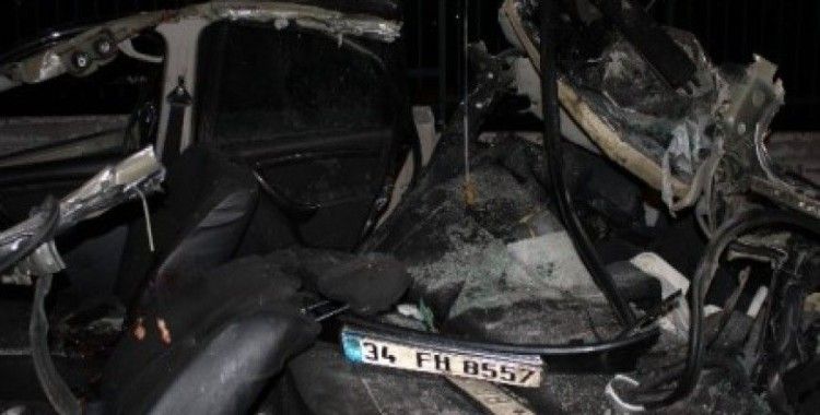 Bakırköy'de trafik kazası, 1 ölü, 2 yaralı