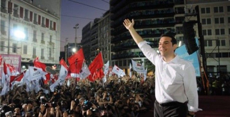 Yunanistan'da seçimi kazanan Syriza, koalisyon hükümet kuracak