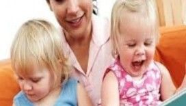 Rüyada çocuk bakıcısı / dadı görmek