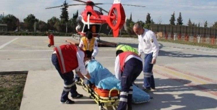 Düşerek yaralanan 82’lik dedeye hava ambulansı