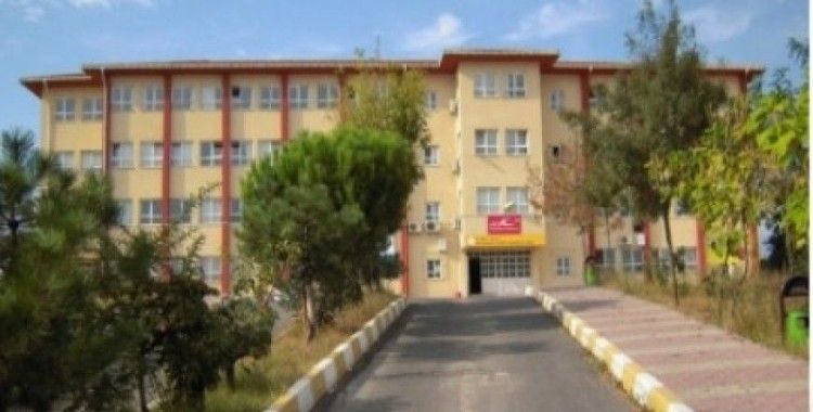 Fatin Rüştü Zorlu Anadolu Lisesi'ne nasıl giderim ?