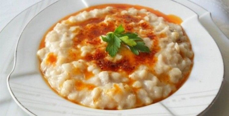 Tavuklu keşkek tarifi