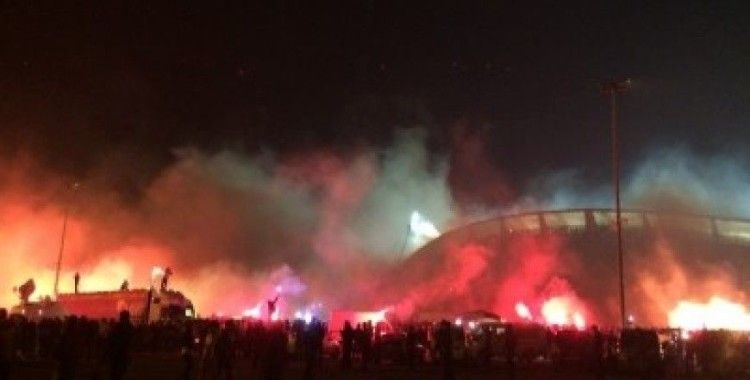 Beşiktaşlı taraftarlardan 112. yıldönümü kutlaması