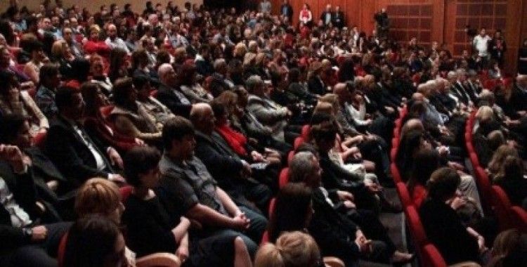Devlet Tiyatroları-Sabancı Uluslararası Adana Tiyatro Festivali başladı