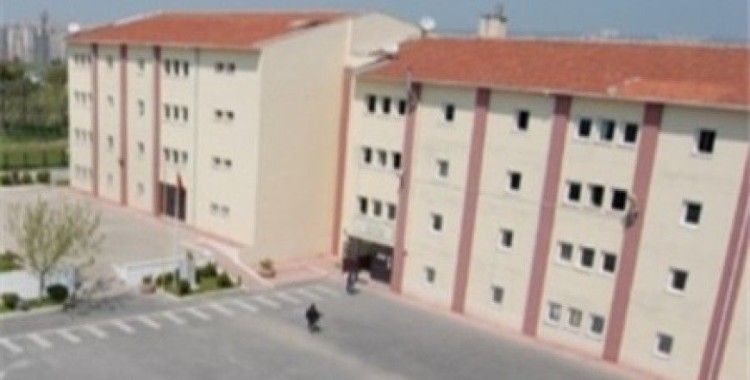Avcılar Firuzköy Mesleki ve Teknik Anadolu Lisesi'ne nasıl giderim ?