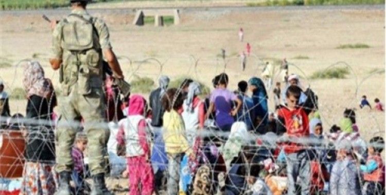 Türkiye-Suriye sınırında mülteci yoğunluğu