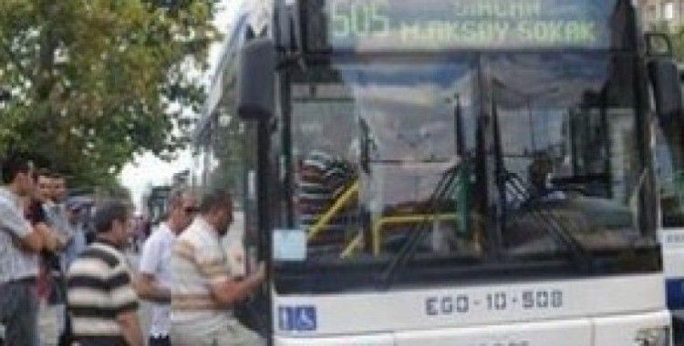 Halk otobüslerini soyan hırsızlar kameraya yakalandı