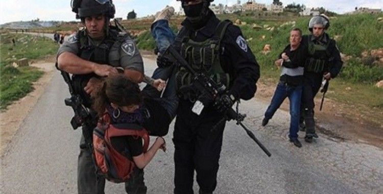 İsrail 16 Filistinliyi gözaltına aldı