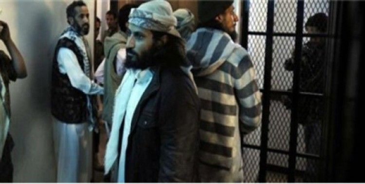 El Kaide Yemen’de 300 mahkumu serbest bıraktı