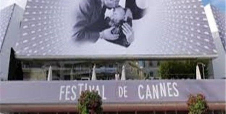 Salı Cannes yolcusu