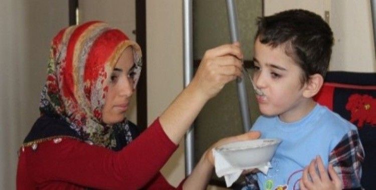 Epilepsi hastası Yaşar'a kaymakamlık sahip çıktı