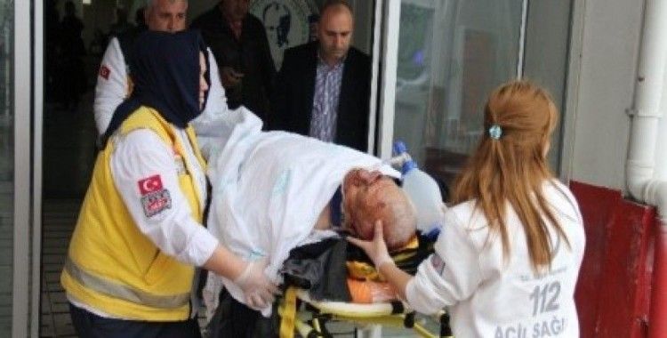 AK Parti Ladik İlçe Başkanı kaza yaptı, 1 yaralı