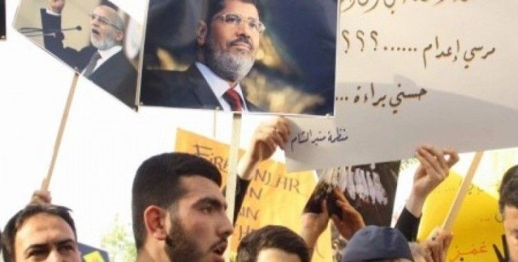 Varan 2, Mursi'nin idamı..